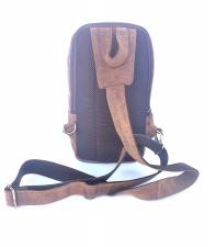 RCM     () --CROSS BODY MH145 ָ HUNTER